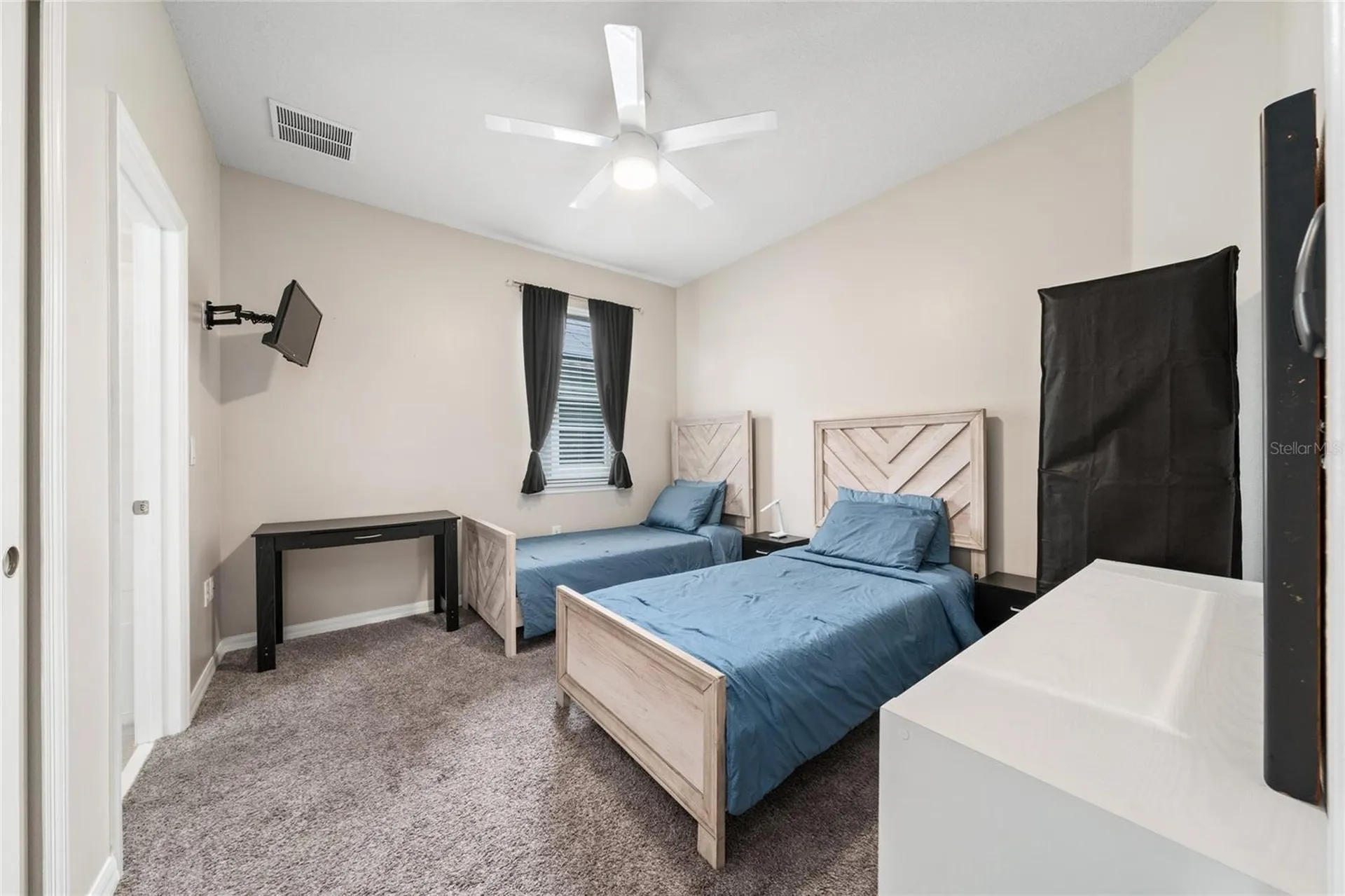 2891 Avian Loop Kissimmee FL 34741