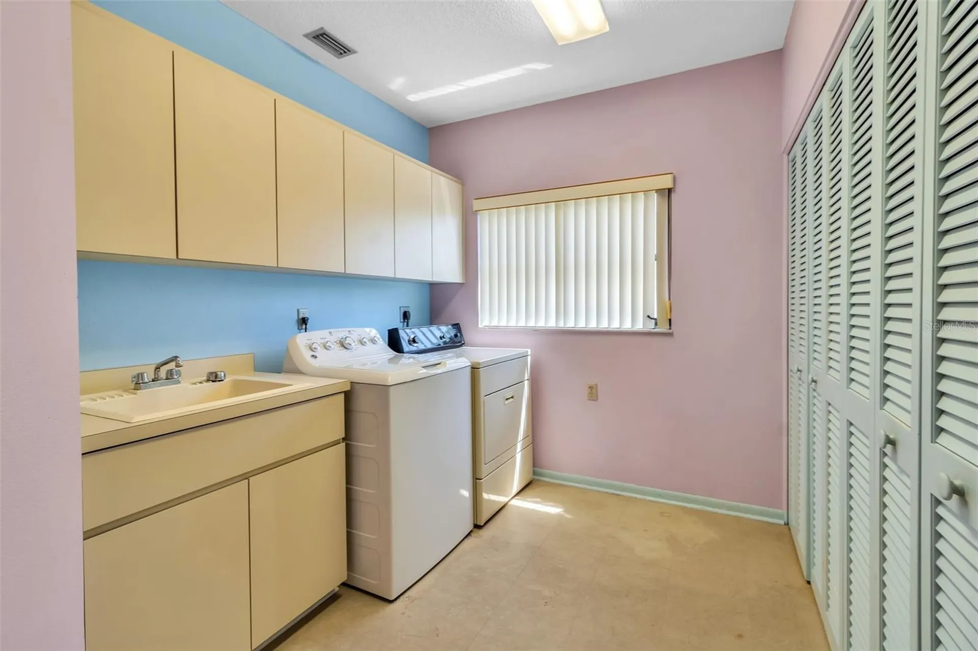 1732 Pine Harrier Circle Sarasota FL 34231