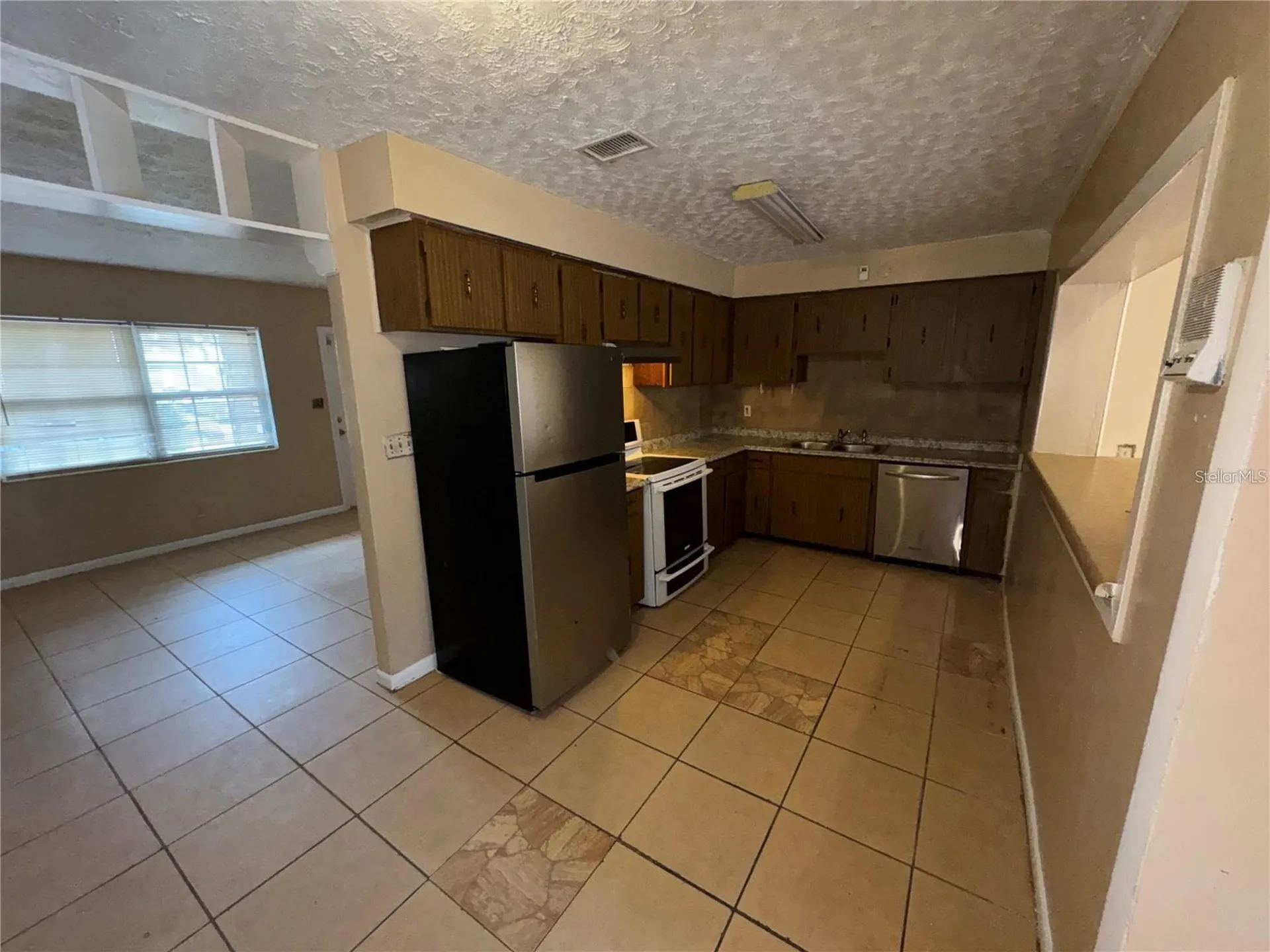 3011 E Flora Street Tampa FL 33610