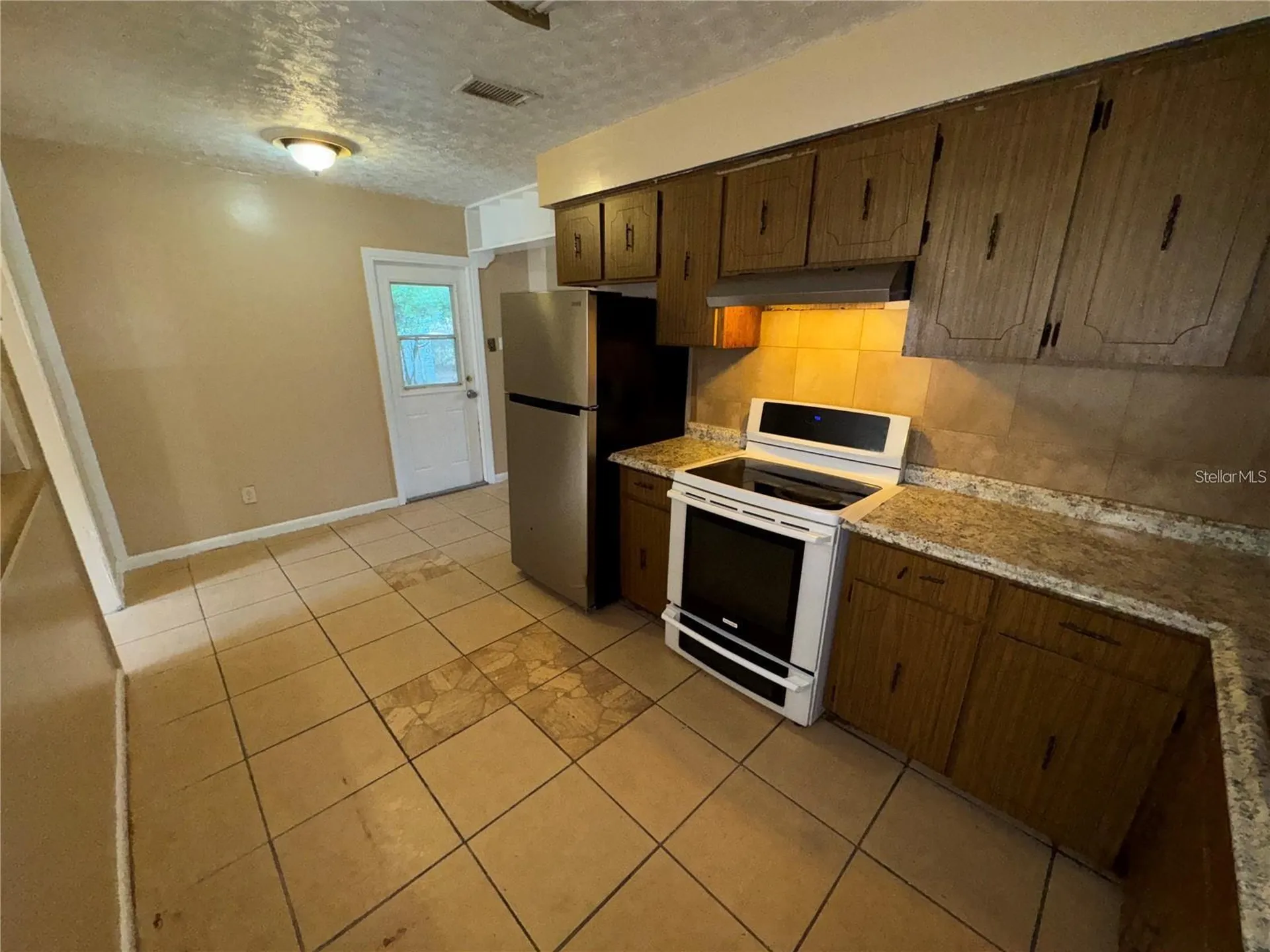 3011 E Flora Street Tampa FL 33610
