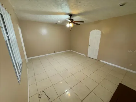 3011 E Flora Street Tampa FL 33610