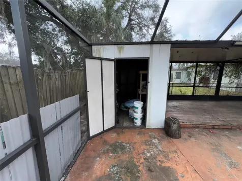 3011 E Flora Street Tampa FL 33610
