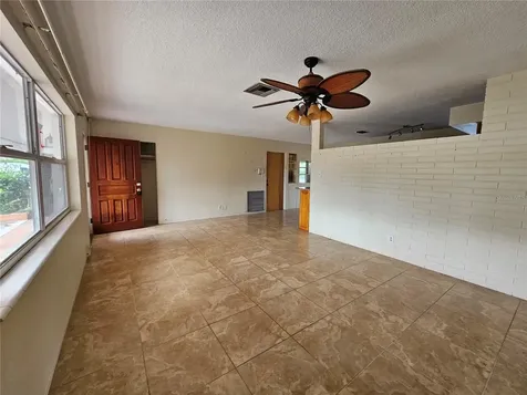 3155 55th Street N St Petersburg FL 33710