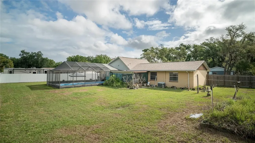 3320 Las Brisas Drive Riverview FL 33578