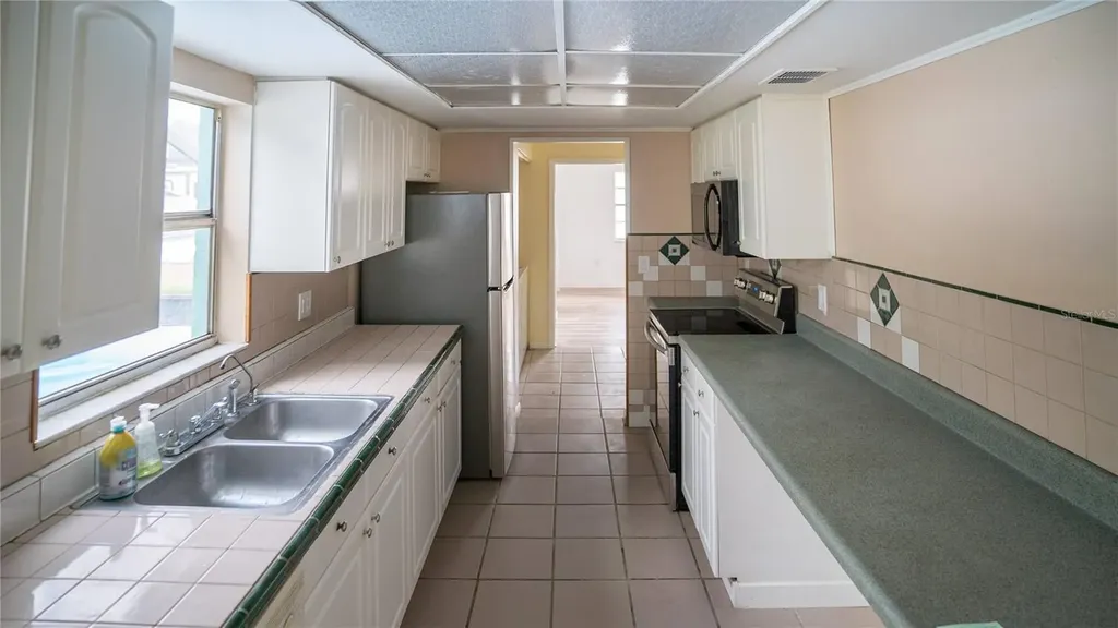 3320 Las Brisas Drive Riverview FL 33578