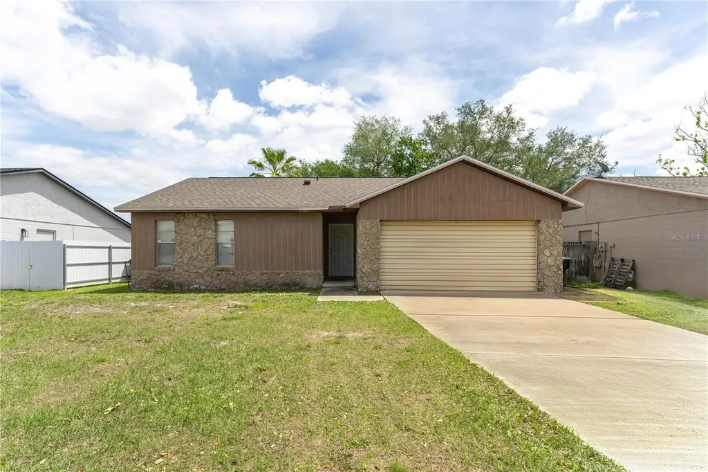5633 Marvell Avenue Orlando FL 32839