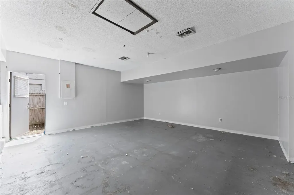 5633 Marvell Avenue Orlando FL 32839