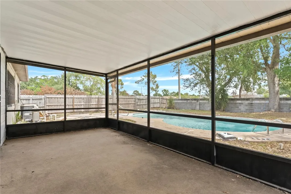 5633 Marvell Avenue Orlando FL 32839