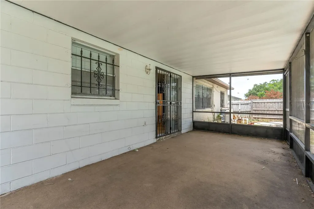 5633 Marvell Avenue Orlando FL 32839