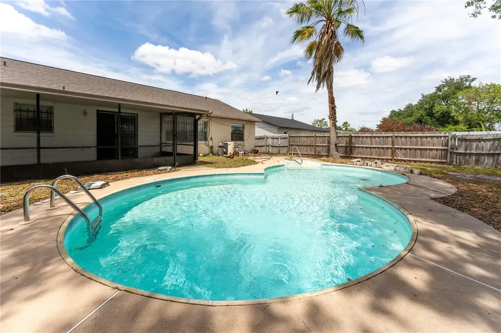 5633 Marvell Avenue Orlando FL 32839