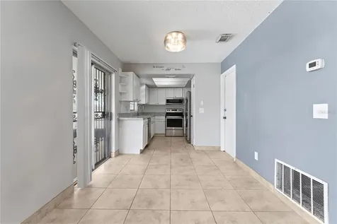 5633 Marvell Avenue Orlando FL 32839