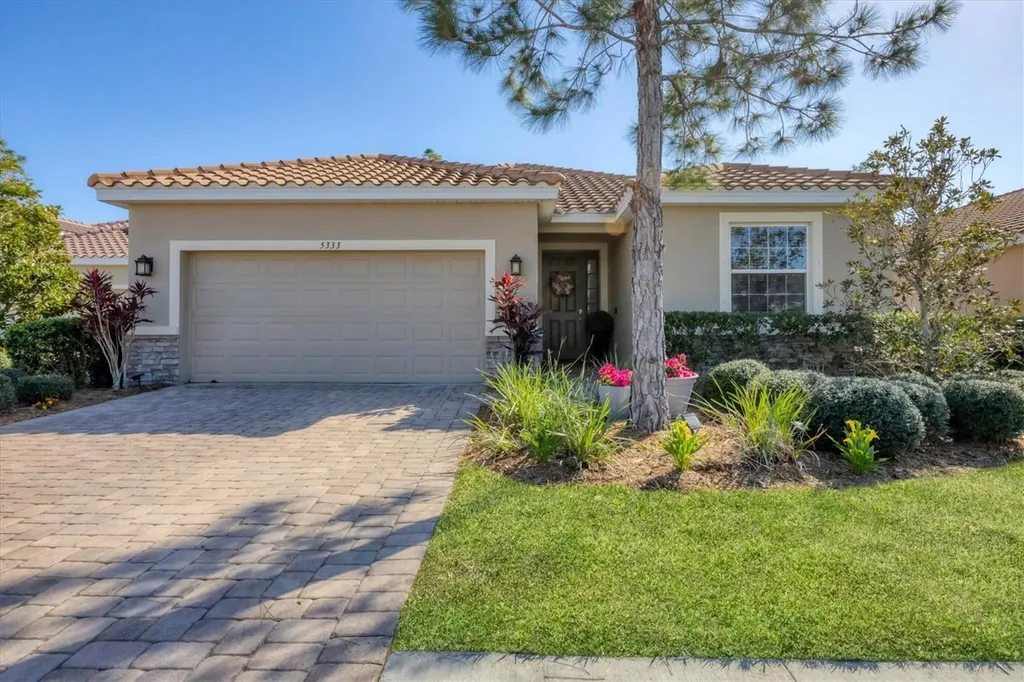 5333 Charlie Brown Lane Sarasota FL 34233