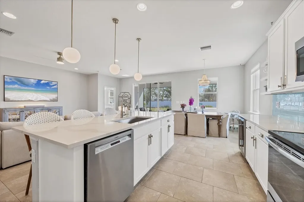 5333 Charlie Brown Lane Sarasota FL 34233