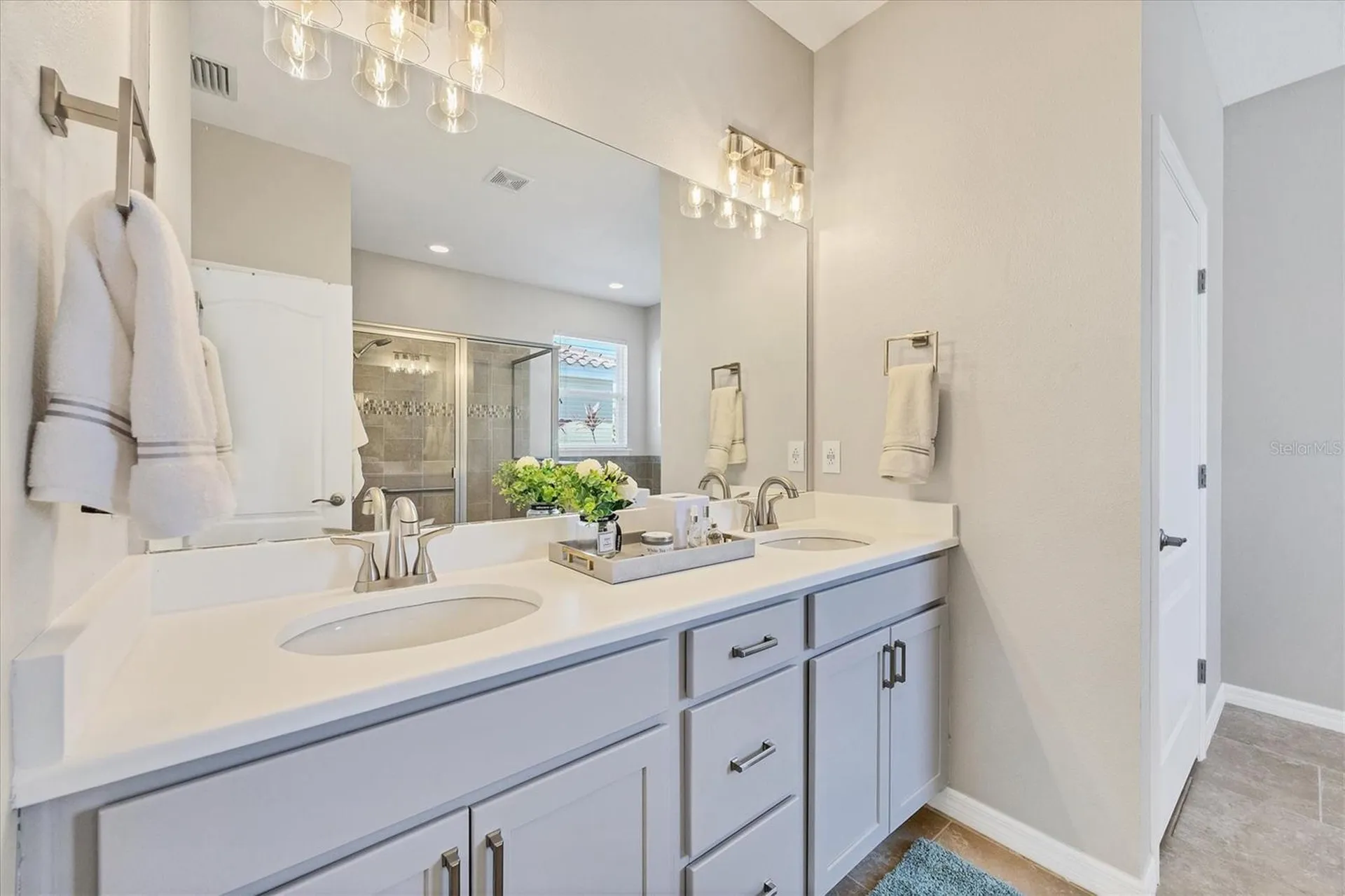 5333 Charlie Brown Lane Sarasota FL 34233