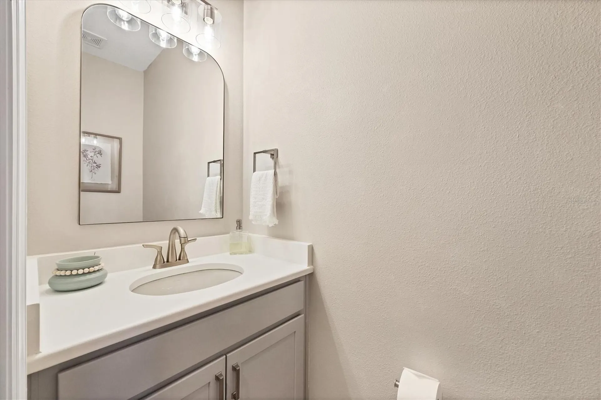 5333 Charlie Brown Lane Sarasota FL 34233