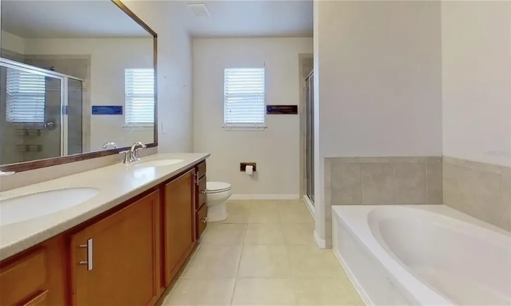 2863 Maple Brook Loop Lutz FL 33558