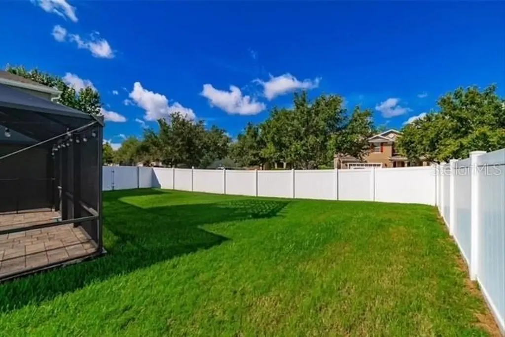 2863 Maple Brook Loop Lutz FL 33558