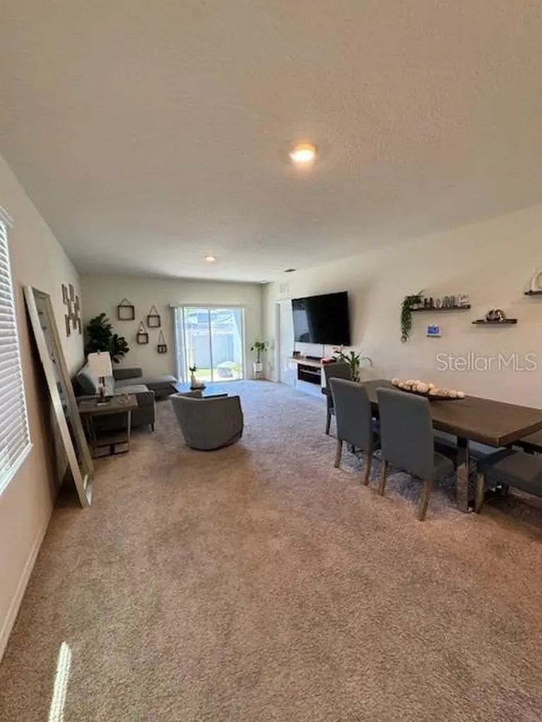 414 Cool Summer Lane Davenport FL 33837