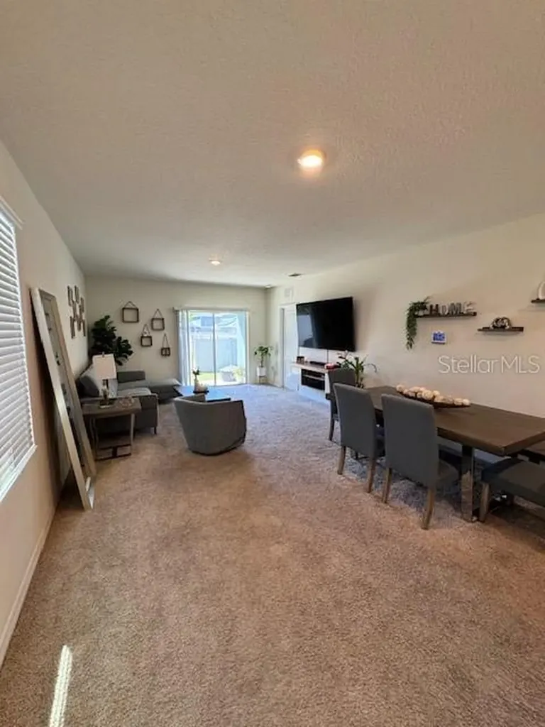 414 Cool Summer Lane Davenport FL 33837