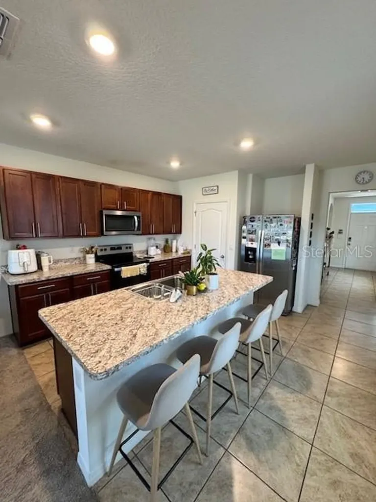 414 Cool Summer Lane Davenport FL 33837