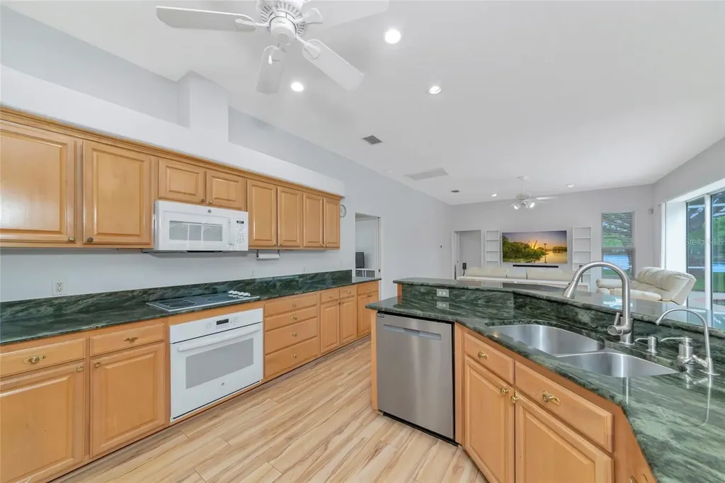 619 147th Street E Bradenton FL 34212
