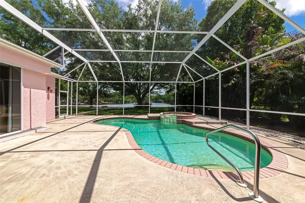 619 147th Street E Bradenton FL 34212