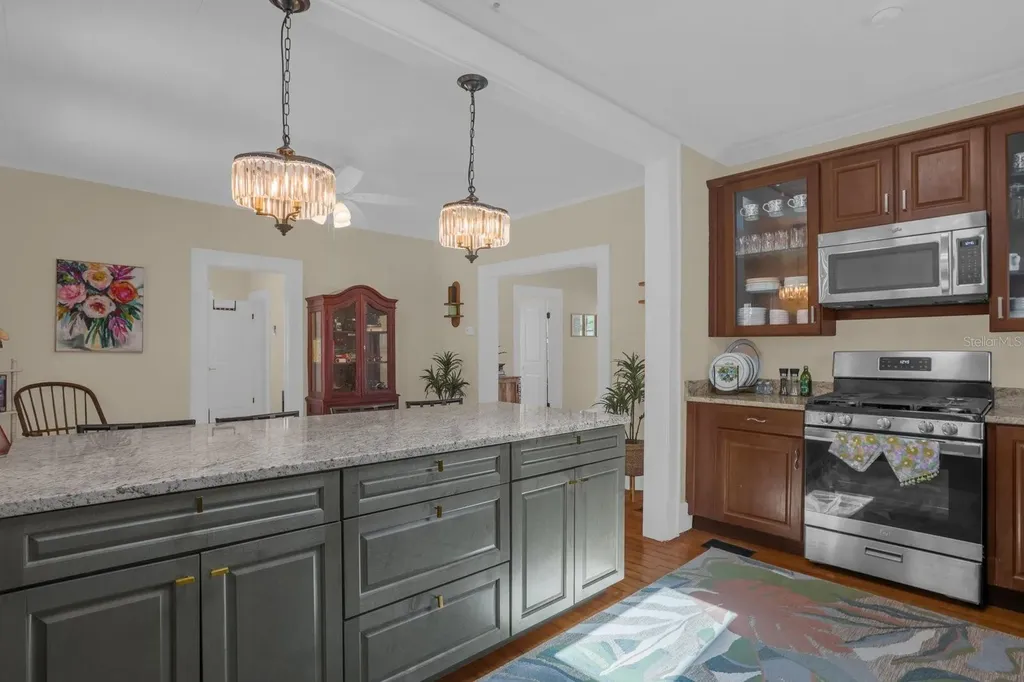 62 W Muriel Street Orlando FL 32806