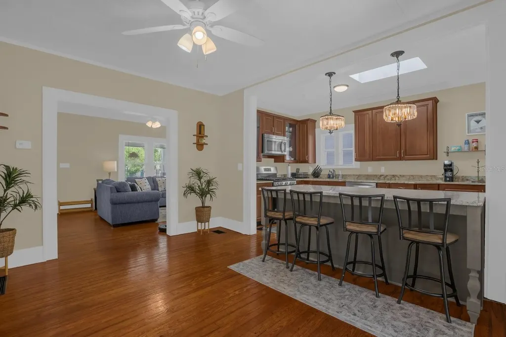 62 W Muriel Street Orlando FL 32806