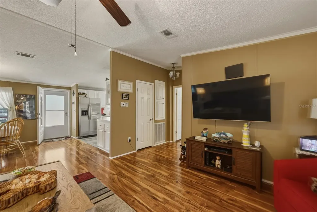 2100 Kings Highway Port Charlotte FL 33980