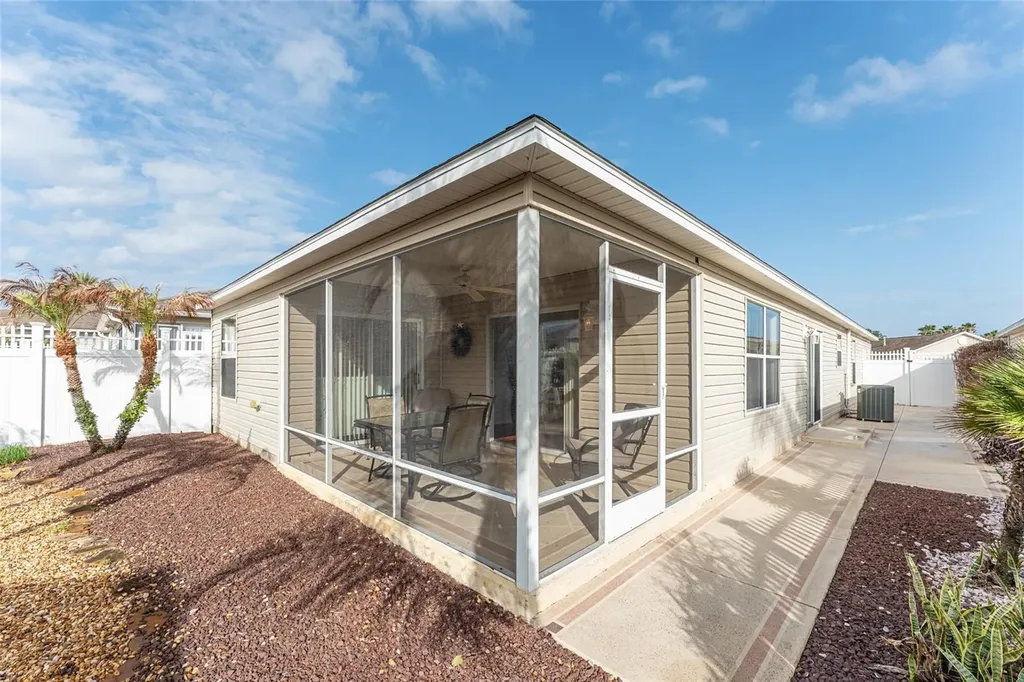 2367 Camden Terrace The Villages FL 32162