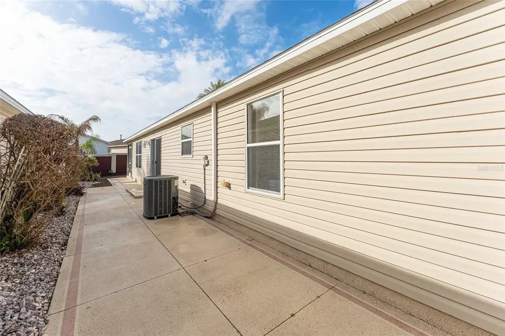 2367 Camden Terrace The Villages FL 32162