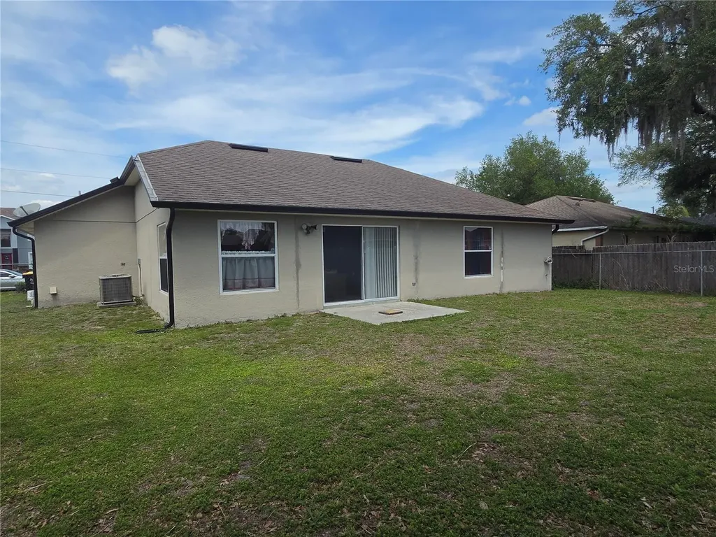 447 Lark Court Kissimmee FL 34759