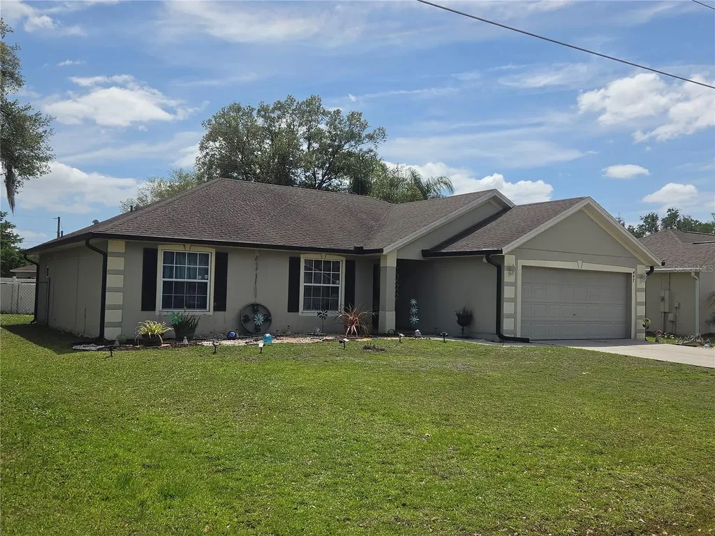447 Lark Court Kissimmee FL 34759