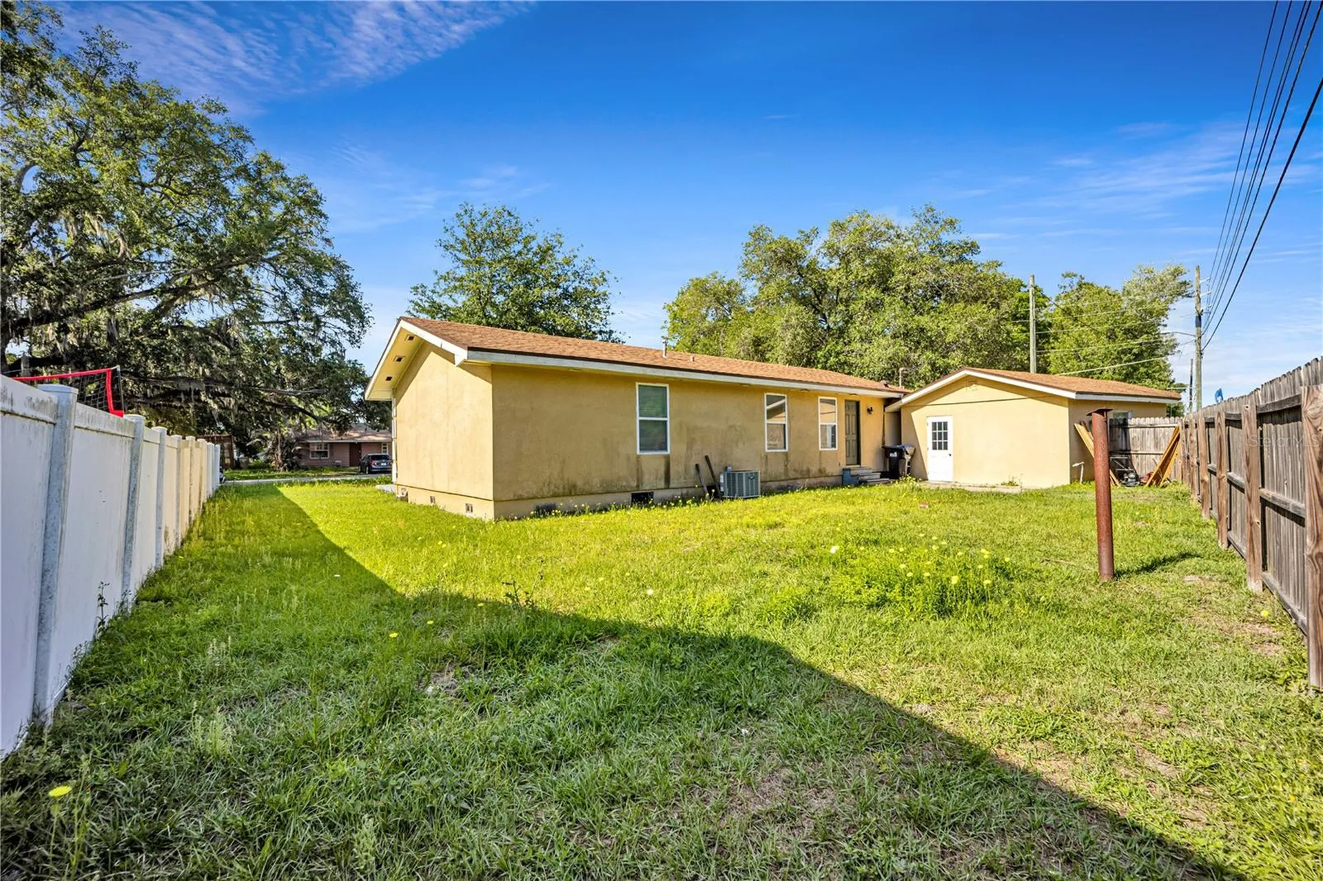 4325 Lake Avenue Kissimmee FL 34746