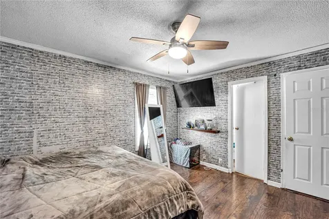 4325 Lake Avenue Kissimmee FL 34746