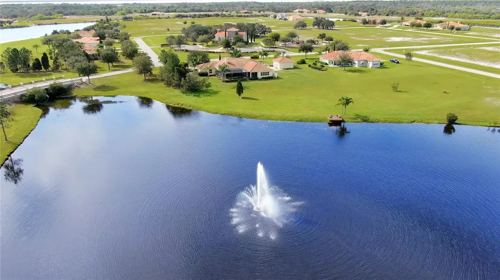 5247 Lake Venice Drive Wimauma FL 33598