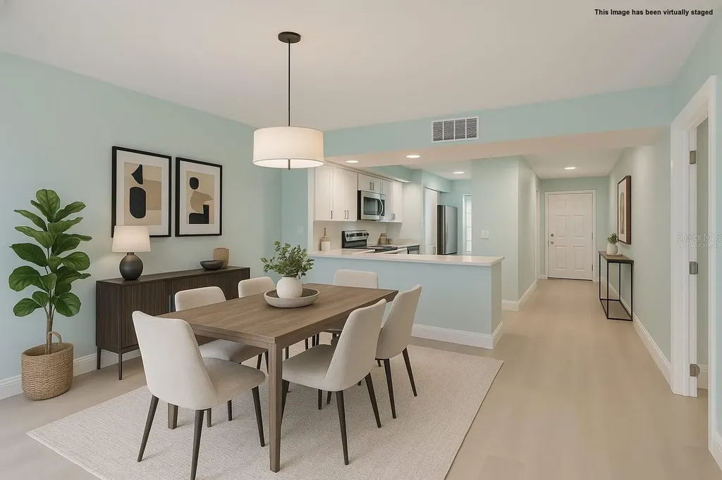 812 Bahia Del Sol Drive Ruskin FL 33570