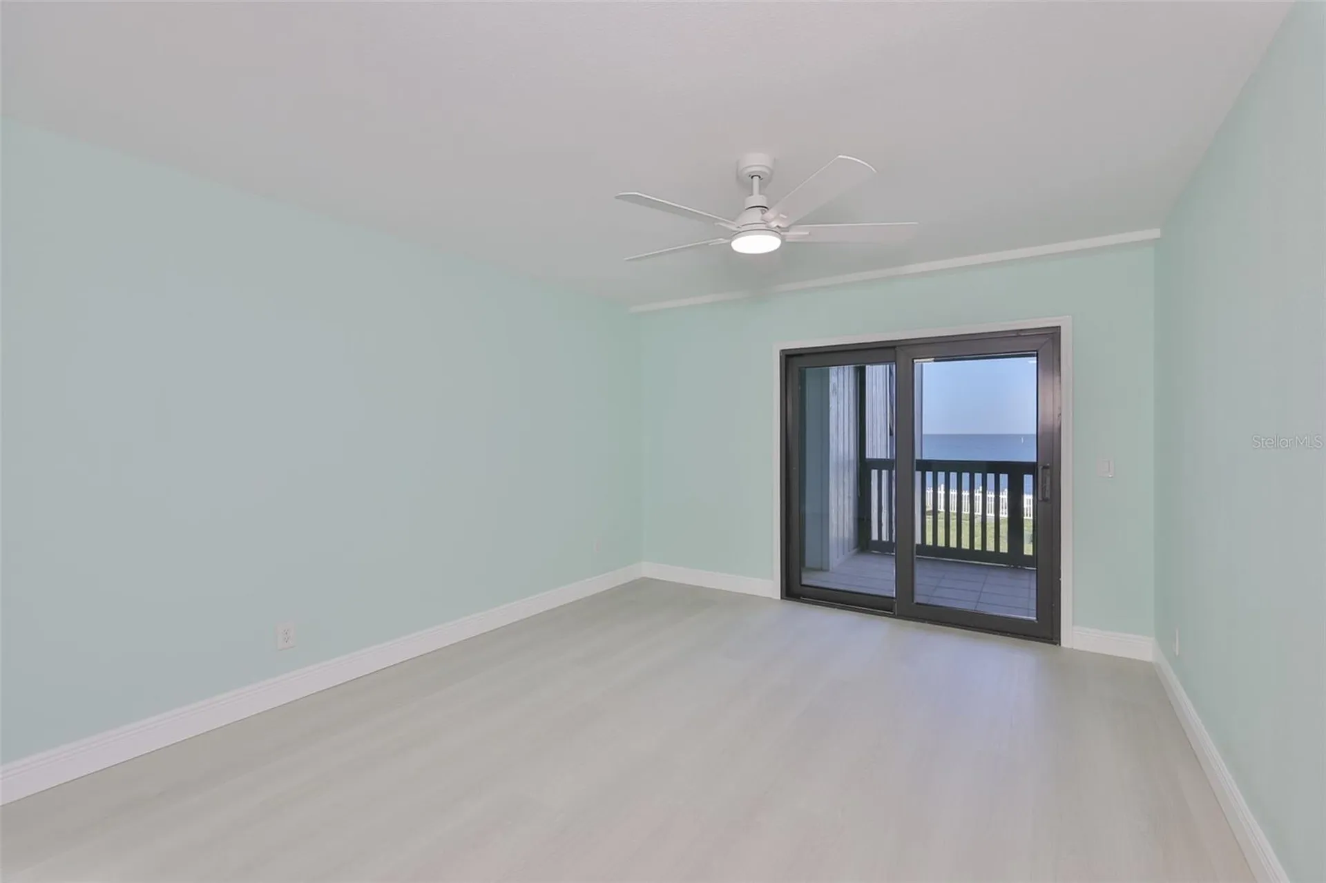 812 Bahia Del Sol Drive Ruskin FL 33570