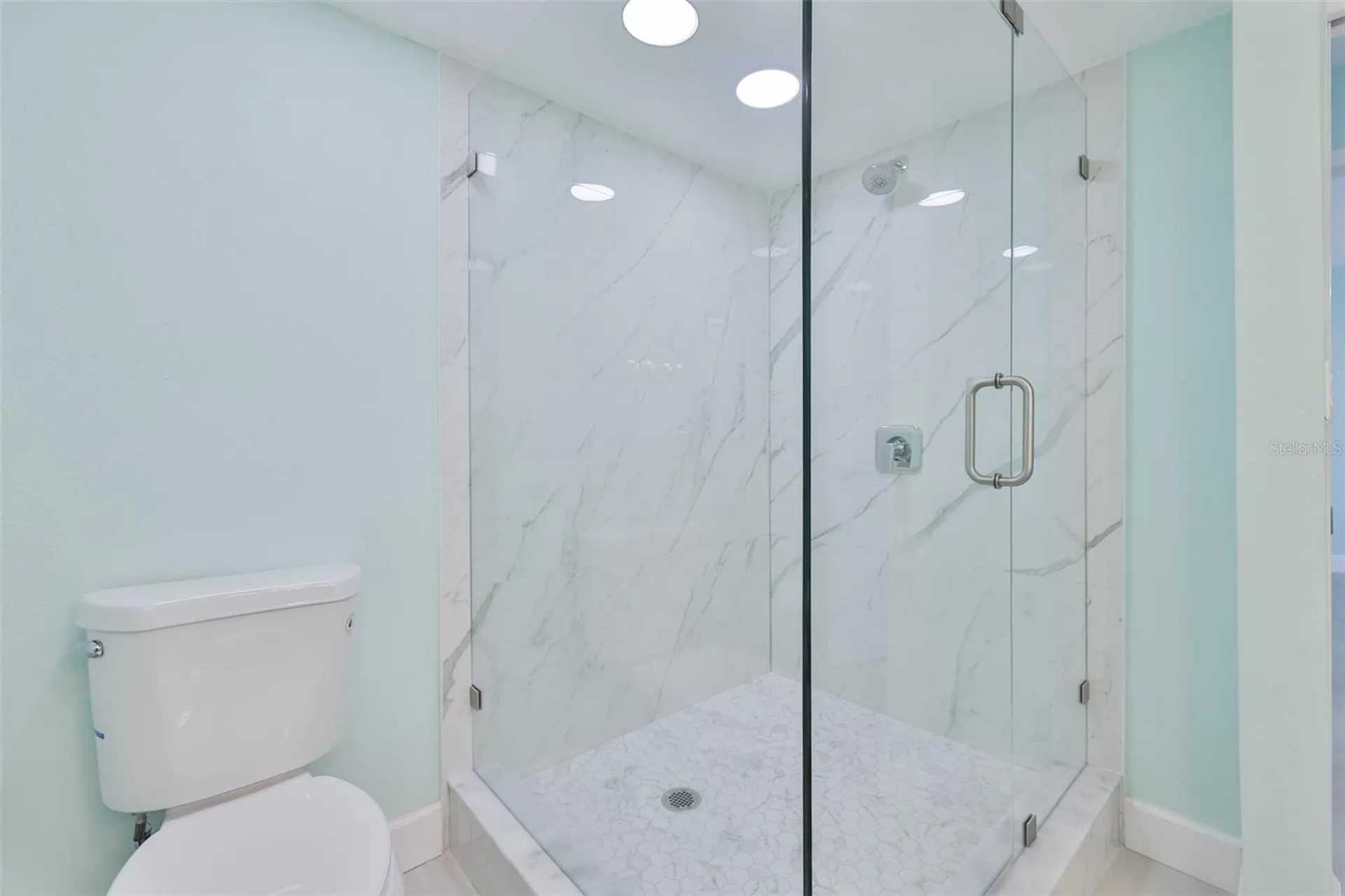 812 Bahia Del Sol Drive Ruskin FL 33570