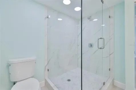 812 Bahia Del Sol Drive Ruskin FL 33570