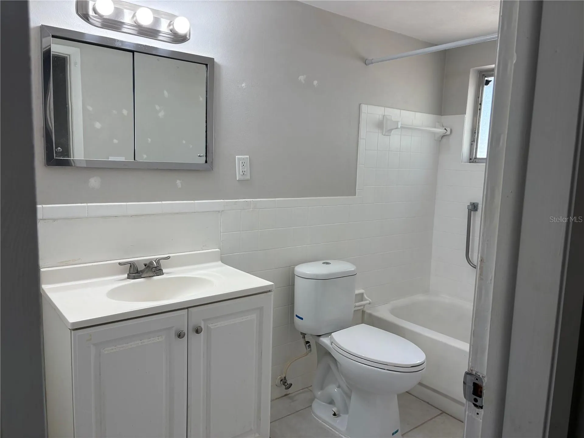 8 N Fillmore Street Beverly Hills FL 34465