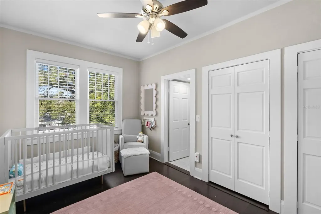 2943 W Bayshore Court Tampa FL 33611