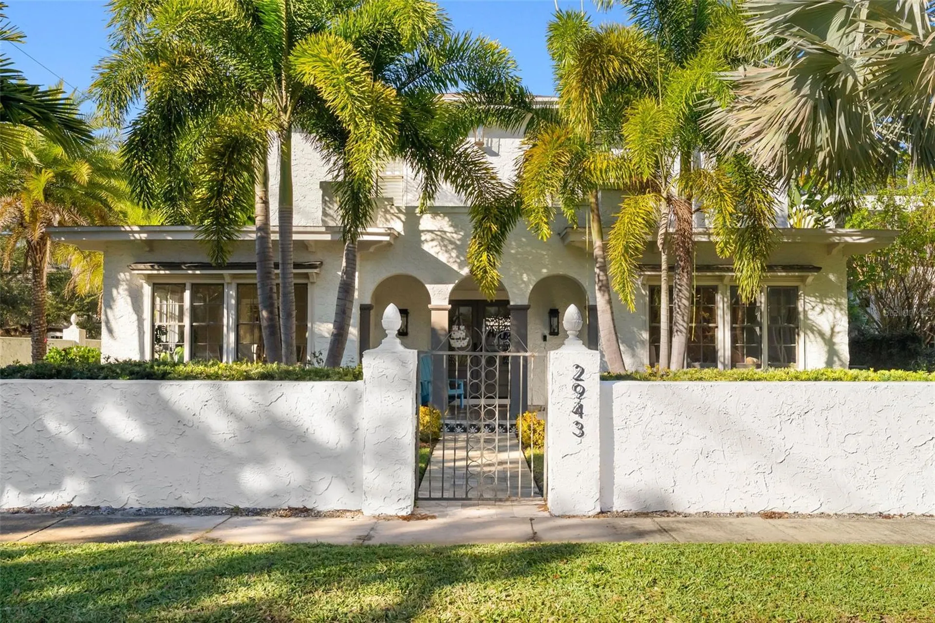 2943 W Bayshore Court Tampa FL 33611