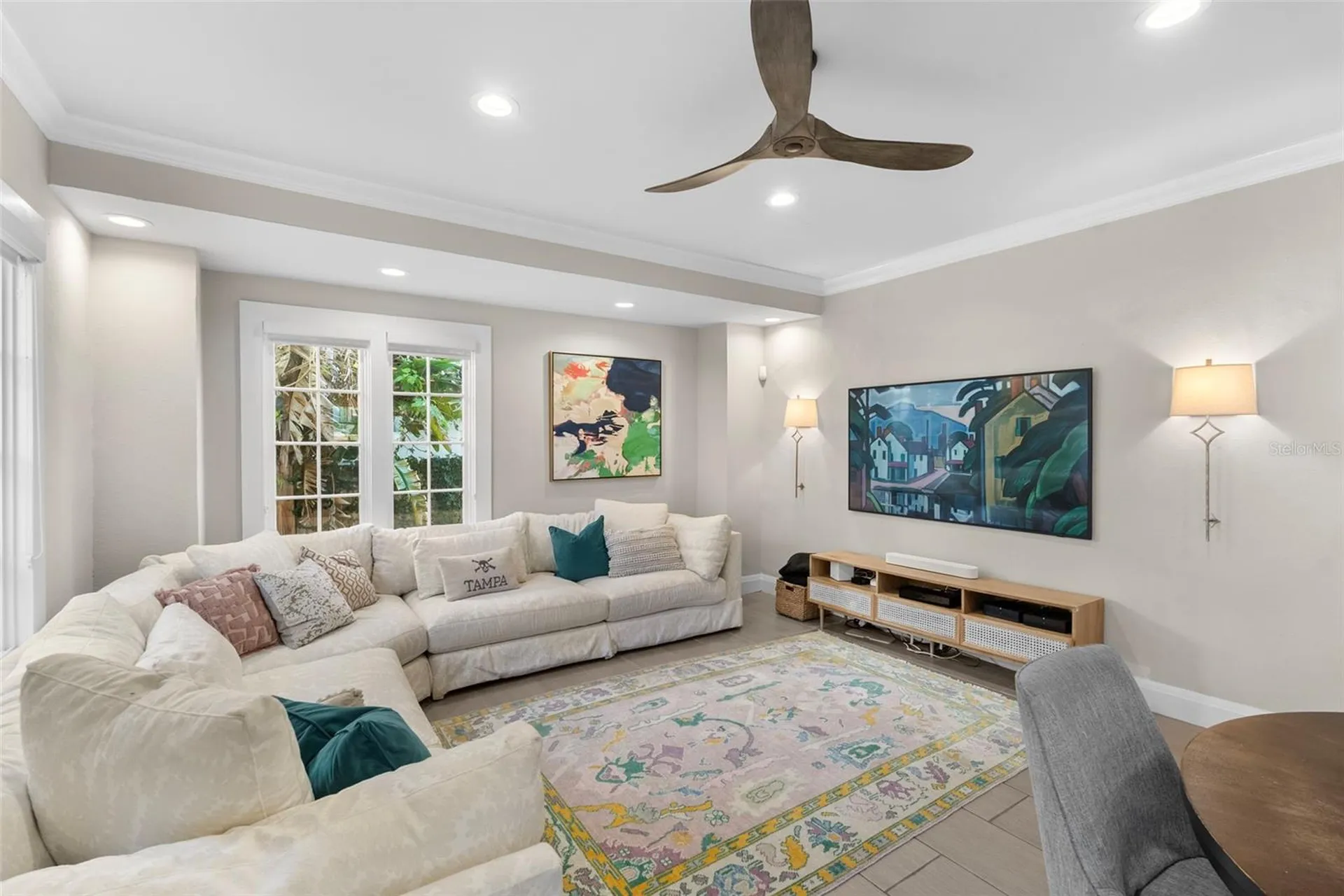 2943 W Bayshore Court Tampa FL 33611