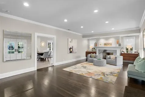 2943 W Bayshore Court Tampa FL 33611