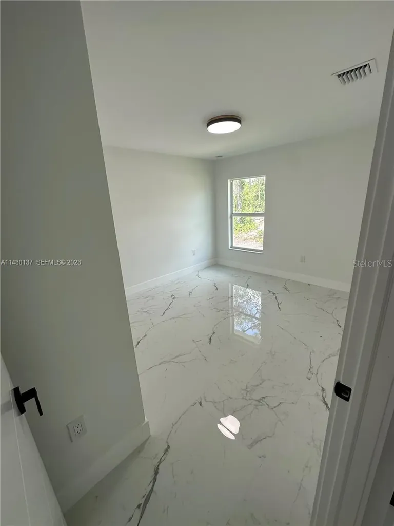 1125 Milwaukee Boulevard Lehigh Acres FL 33974