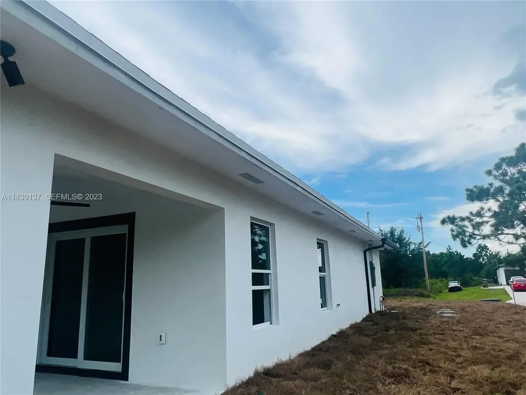 1125 Milwaukee Boulevard Lehigh Acres FL 33974