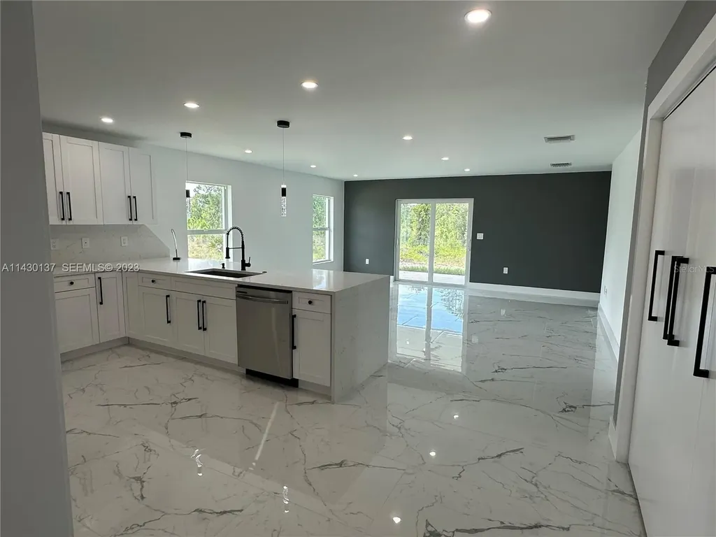 1125 Milwaukee Boulevard Lehigh Acres FL 33974