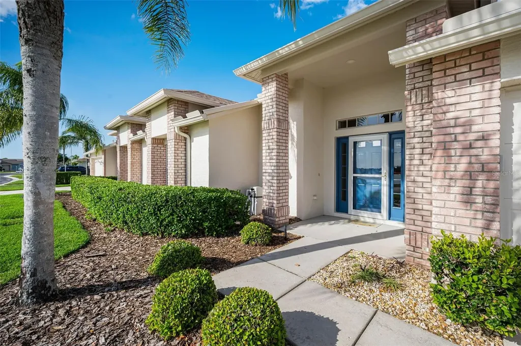 1933 Arbor Knoll Loop Trinity FL 34655