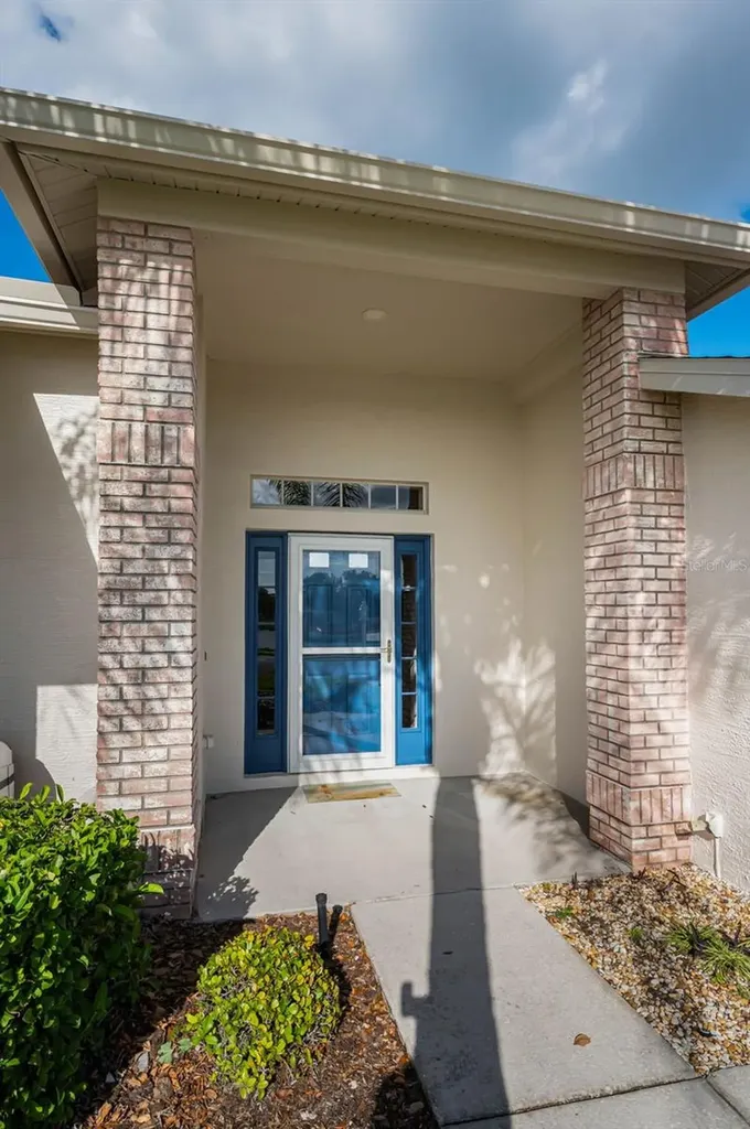 1933 Arbor Knoll Loop Trinity FL 34655